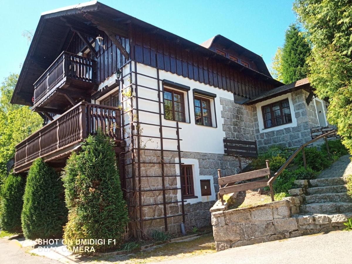 Penzion U Dvou Skal Josefŭv Dŭl Exterior photo