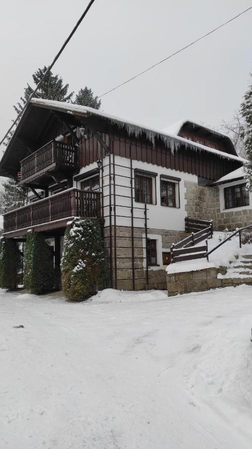 Penzion U Dvou Skal Josefŭv Dŭl Exterior photo